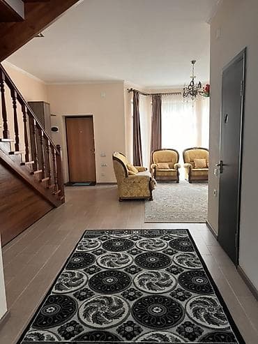 Үйлөрдү сатуу: На майские каникулы😍😍Таунхаус двухэтажный с частным двориком в — 8