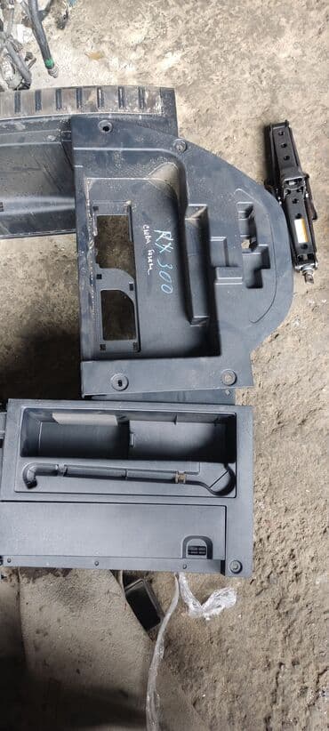 nx: Обшивка багажника Lexus 2020 г., Б/у, Оригинал, Япония — 2