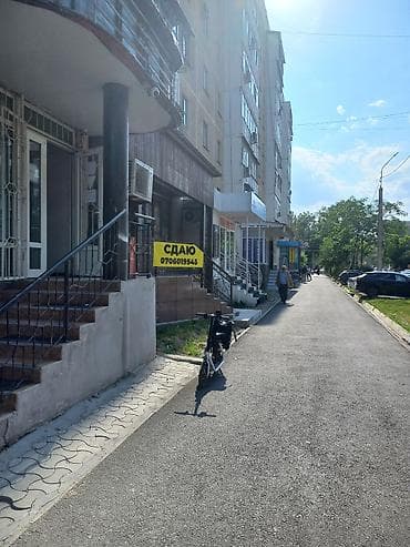 Недвижимость: Аренда офисов, 48 м², В жилом комплексе, 1 линия, С отдельным входом, С отдельным сан узлом — 1