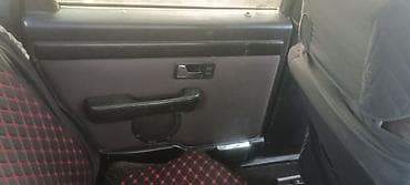 аудио системы: Audi 100: 1989 г., Механика, Седан — 7