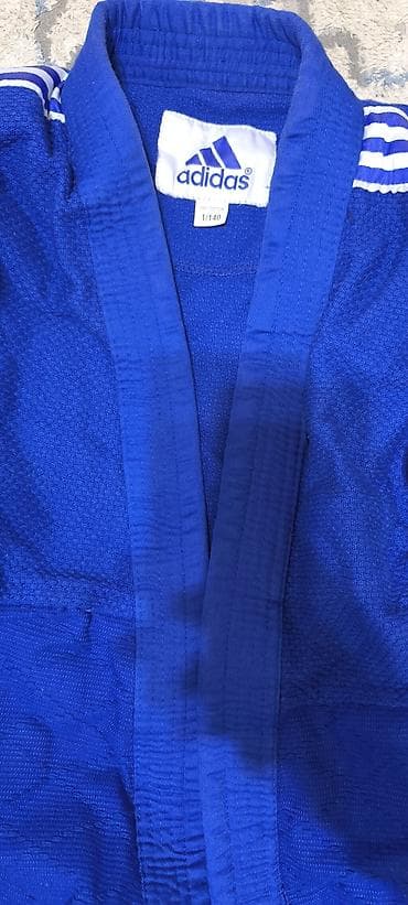 Куртки: Кимоно для дзюдо. Комплектация: - куртка с плотным переплетением и — 2