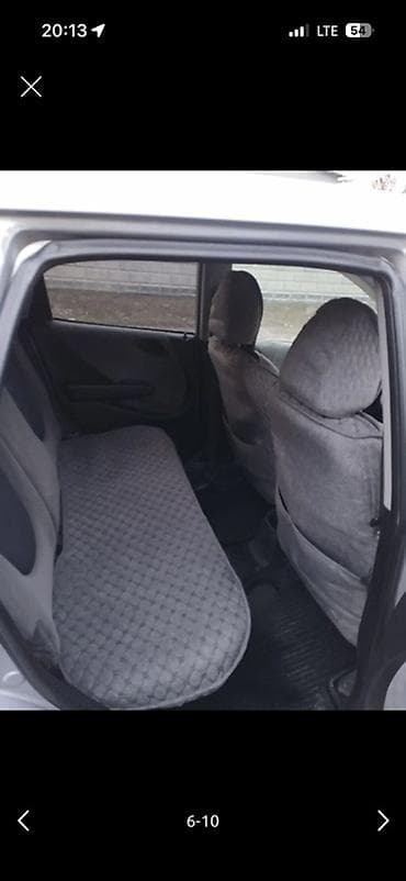 Honda Fit: 2004 г., 1.5 л, Автомат, Хэтчбэк — 5
