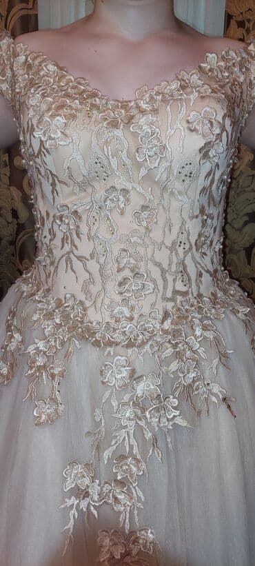 свадебные платья бишкек дордой: Платье Турецкое, надели один раз. На карсете. Все целое. Ткань юбки — 6