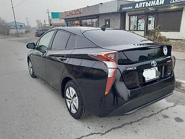 prius v: Toyota Prius: 2016 г., 1.8 л, Гибрид, Хэтчбэк — 2