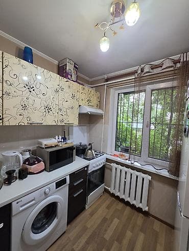 52: 2 комнаты, 52 м², 8 мкр 104 серия, 1 этаж, Косметический ремонт — 4