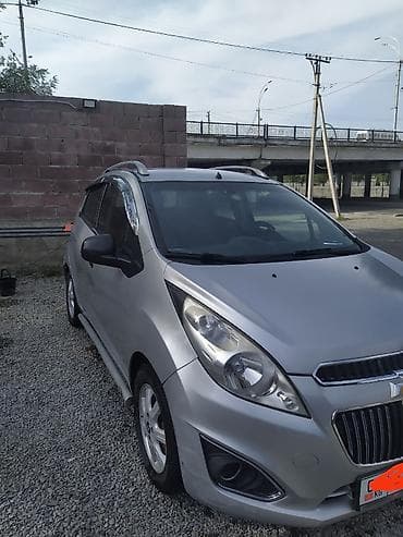 машина chevrolet gruze 2012: Chevrolet Spark: 2012 г., 1 л, Автомат, Бензин, Хэтчбэк — 2