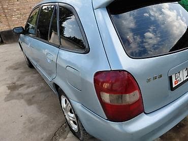 Mazda 323: 2000 г., 1.6 л, Автомат, Бензин, Хэтчбэк — 4