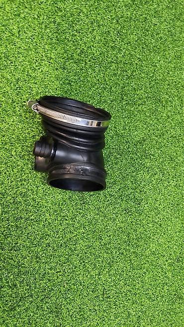 е38: Гофрированный кожух Е38 е39 м52ту 13 51 1 —-740 931 Год 1999 В — 2