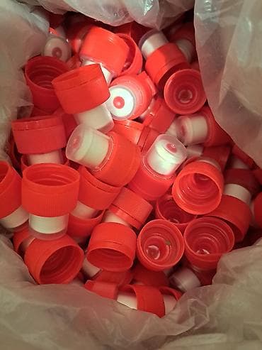 пробки: Продаю воронки 1 шт 25 сом. Есть 40 шт.Колбы для термоса по 50сом — 6