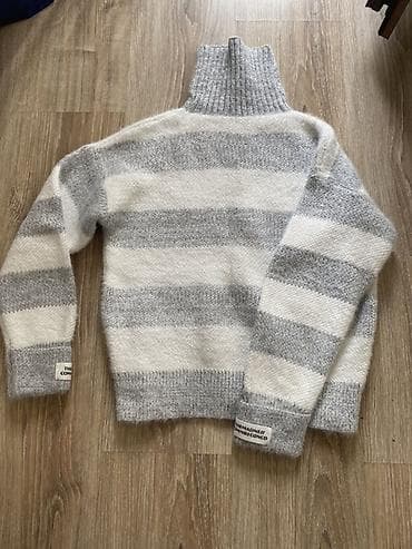 Женская одежда в хорошем состоянии, почти не ношеная, не порвана