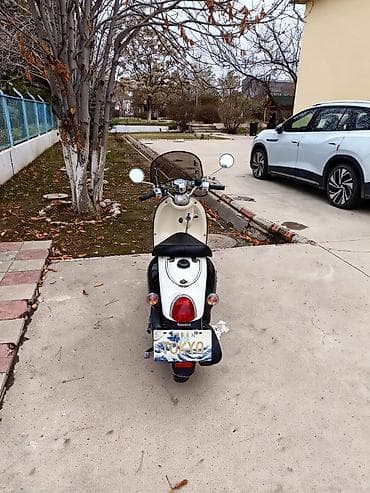 ямаха вино: Yamaha Vino — стильный городской скутер ретро‑дизайна. Характеристики — 3
