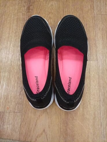 женские слипоны больших размеров: Продаю слипоны, надеты один раз, привезли из Германии, малы оказались — 1