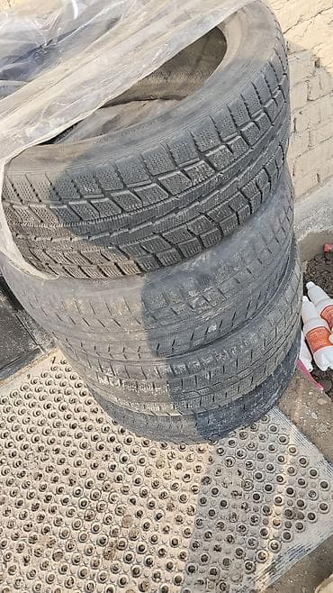 зимный колесо: Комплект зимних шин (4 шт.) - Размер: 215/45 R17 - Индекс — 1