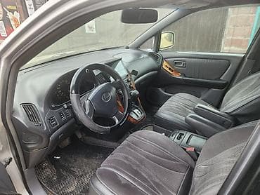 передний бампер на рх300: Lexus RX: 1999 г., Автомат, Газ, Кроссовер — 2