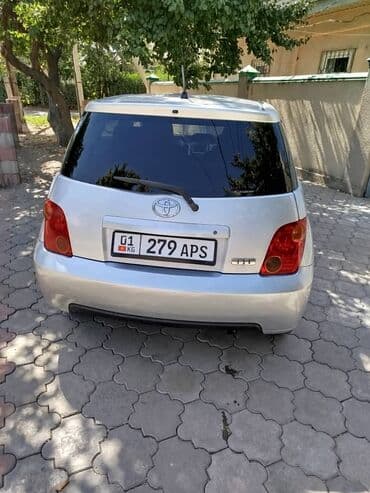 corolla e120: Toyota ist: 2003 г., 1.3 л, Автомат, Бензин, Хэтчбэк — 8