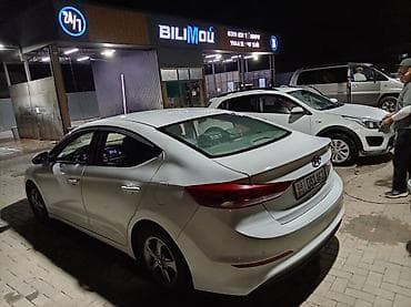 hyundai 140: Hyundai Elantra: 2018 г., 1.6 л, Автомат, Бензин, Седан — 4