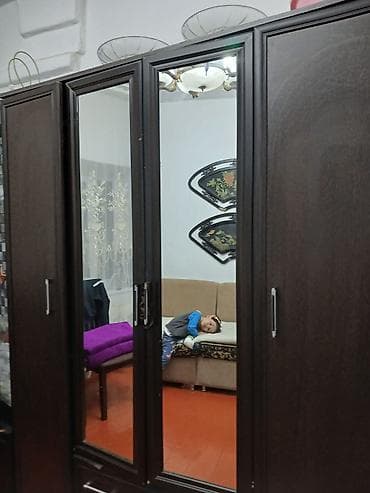 камод с зеркалами: Шифоньер, шкаф для одежды, Прямой, Дерево — 3