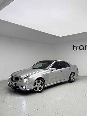 Mercedes-Benz E-Class: 2002 г., 5 л, Автомат, Бензин, Седан
