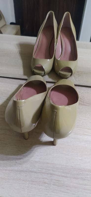 Туфли: Базовые, полностью кожаные каблуки бежевого цвета! Подойдут подо все — 3