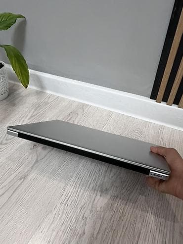 amazon kindle: Почти новый покупали 3 месяцев назад использовали мало просто дома — 8