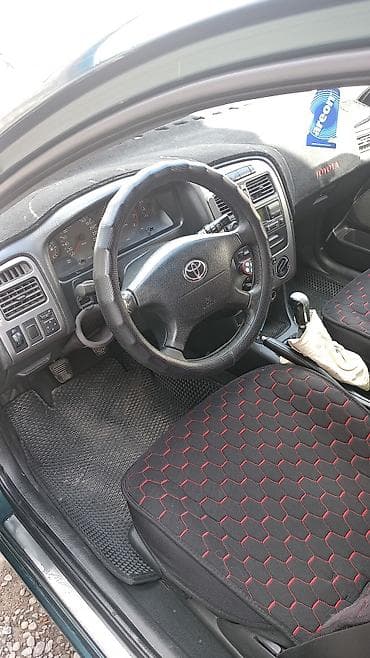 Toyota Avensis: 2002 г., 1.6 л, Механика, Бензин, Универсал — 5