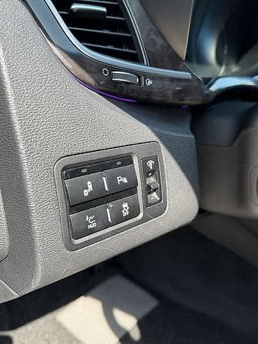 сл: Kia K9: 2017 г., 3 л, Типтроник, Бензин, Седан — 9