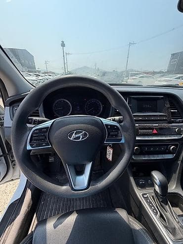 гузку: Hyundai Sonata: 2022 г., 2 л, Автомат, Газ, Седан — 6