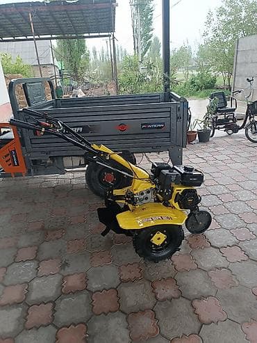 бензин: Мотоблок бензиновый (желтый) - Тип: бензиновый мотоблок/культиватор — 1