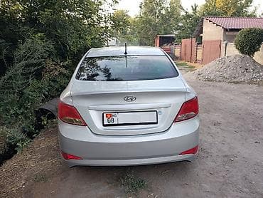 Hyundai Solaris: 2016 г., 1.6 л, Автомат, Бензин, Седан — 3
