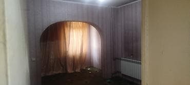 куплю 2ком кв: Арендага Төлөйкөн 11 Арзуу ресторан маңдайында 1 кабат 3 комнат кв — 3