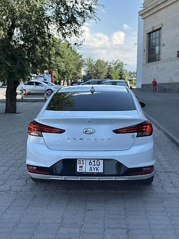 Hyundai Elantra: 2020 г., 2 л, Автомат, Бензин, Седан — 6