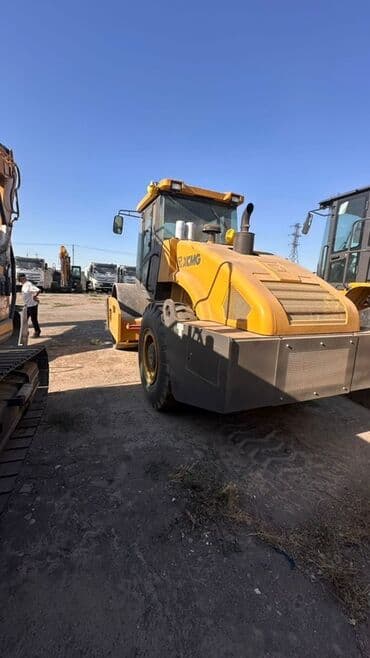 полировычный машынка: Дорожный каток XCMG модели XS203J предназначен для уплотнения дорожных — 2