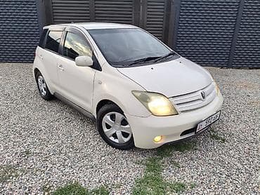 Toyota Ist: 2003 г., 1.5 л, Автомат, Бензин, Хэтчбэк — 3