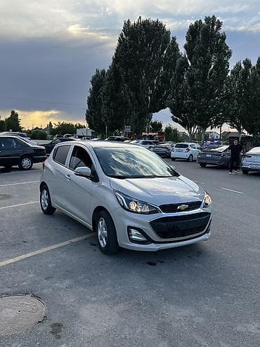Продажа авто: Chevrolet Spark: 2020 г., 1 л, Вариатор, Бензин, Хэтчбэк — 1