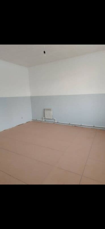 дом под швейный цех: Ак-Босого ж\м Сдается помещение под склад, швейный цех Площадь — 5