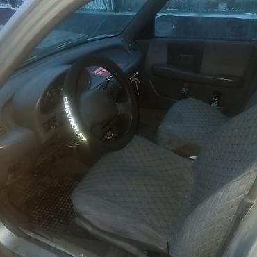 микро авто: Nissan Micra: 1993 г., 0.1 л, Механика, Бензин, Хэтчбэк — 3