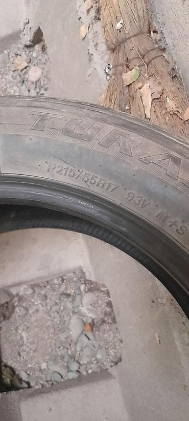Шины 215 / 55 / R 17, Всесезонная, Б/у, Комплект, Bridgestone