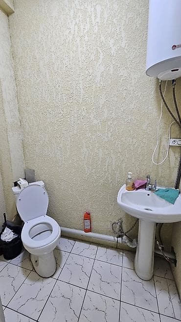 салон кабинет: Продажа офисов 45 м², С ремонтом, С мебелью, Без мебели, Многоэтажное здание, Цокольный этаж этаж — 7