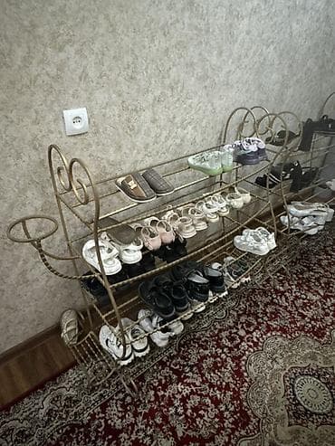 Полка для обуви, Железо