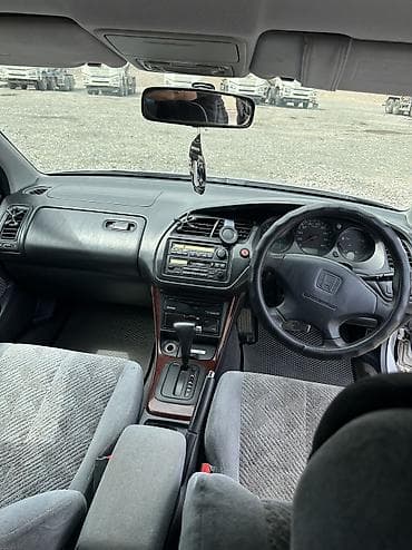 Унаа сатуу: Honda Accord: 2000 г., 2 л, Автомат, Бензин, Седан — 8
