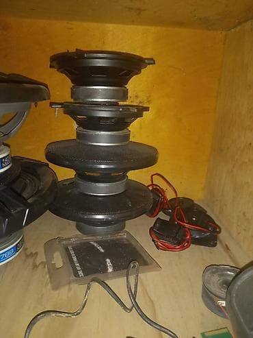 Автомобильная акустика: Большие колонки-1.500. маленькие колонки-700 — 3