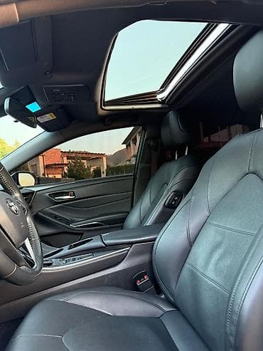 tayota karina e: Toyota Avalon: 2020 г., 2.5 л, Вариатор, Гибрид, Седан — 8