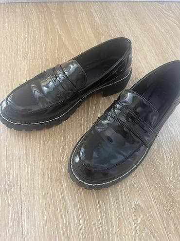 черные лакированные туфли женские: Лоферы женские, классические - Цвет: черный, глянцевый (лакированный — 1