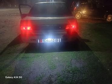 обмен на авто с доплатой: Nissan Maxima: 1990 г., 2.1 л, Механика, Бензин, Седан — 9