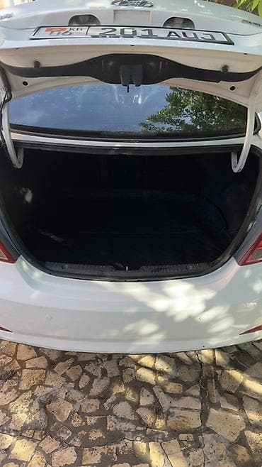 дверь на соната: Hyundai Solaris: 2016 г., 1.6 л, Автомат, Бензин, Седан — 8
