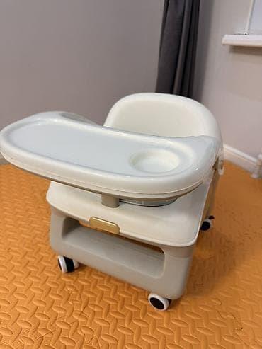 Детское кресло-стульчик для кормления/занятий на колесиках - Съемный