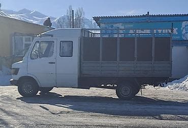 mazda 1: Грузовой фургон Mercedes-Benz (кабина + бортовая платформа с высокими — 4