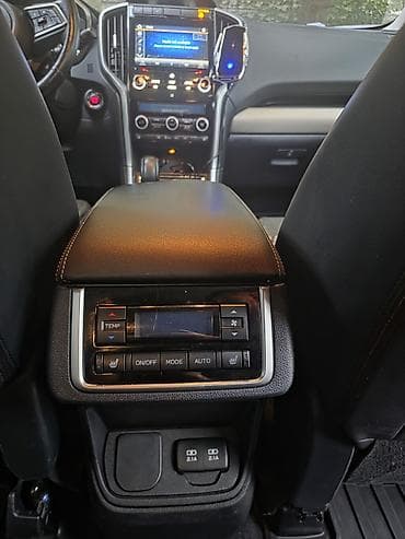 Subaru: Subaru Ascent: 2019 г., 2.4 л, Вариатор, Бензин, Кроссовер — 5