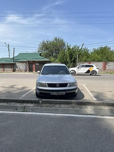 Volkswagen Passat: 2000 г., 1.6 л, Механика, Бензин, Седан