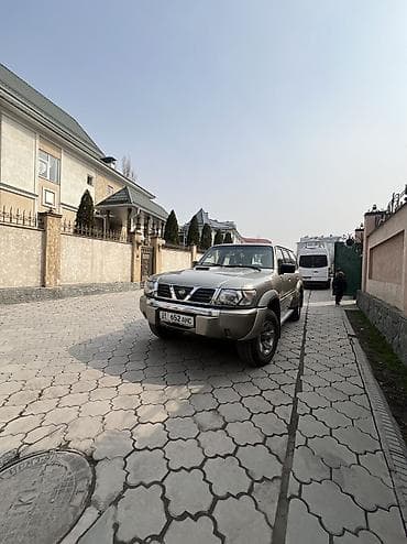Nissan Patrol: 2003 г., 3 л, Механика, Дизель, Внедорожник
